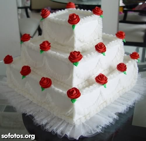 Bolo de casamento quadrado