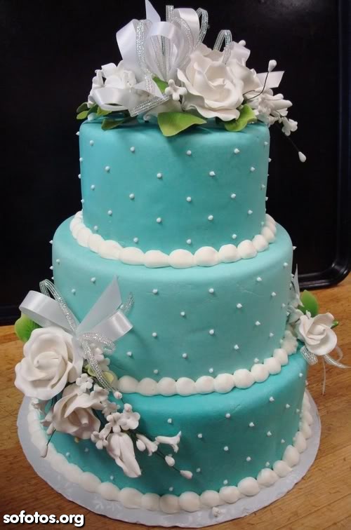 Bolo de casamento redondo azul