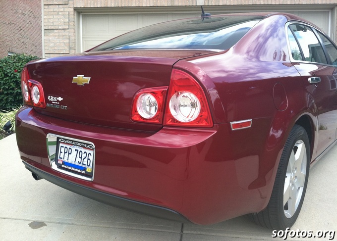 Chevrolet Malibu LTZ vermelho