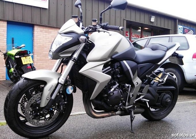 Foto Honda CB 1000R 2010