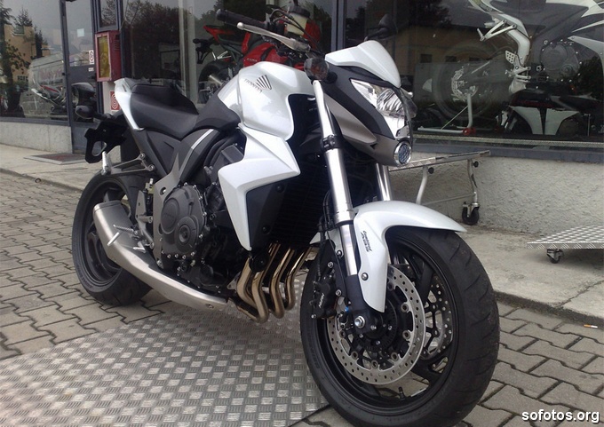 Honda CB 1000R Branca