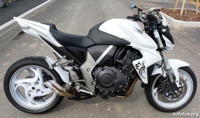 Honda CB1000R Branca