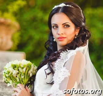 Penteado cabelo solto morena