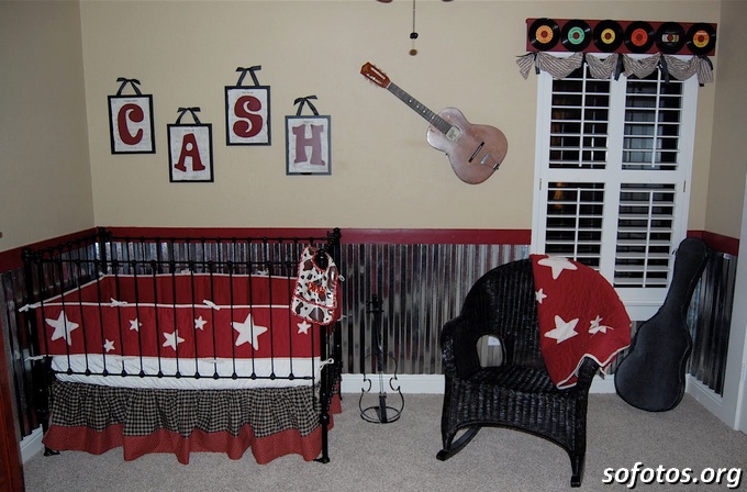 decoração de quarto de bebe música