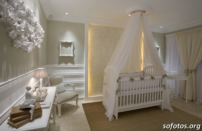 Quarto de bebê bege
