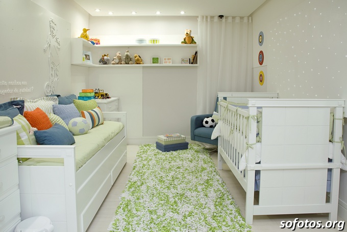 quarto de bebe berço branco