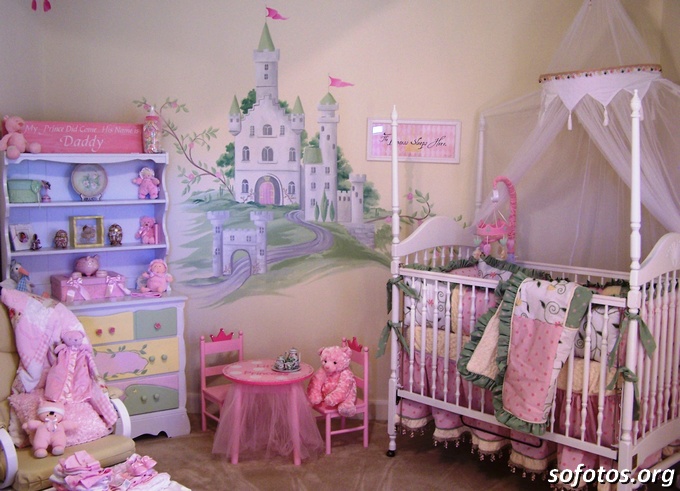 Quarto de bebê decorado feminino