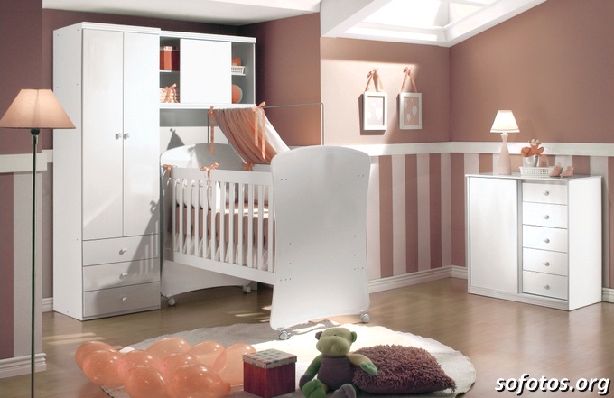 quarto de bebe marrom