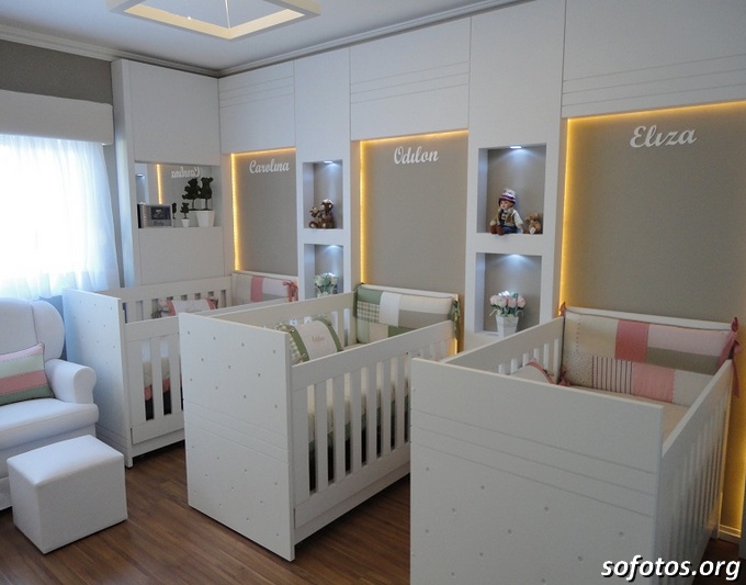 Quarto de bebê trigemeos