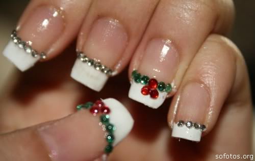 Unhas decoradas brancas