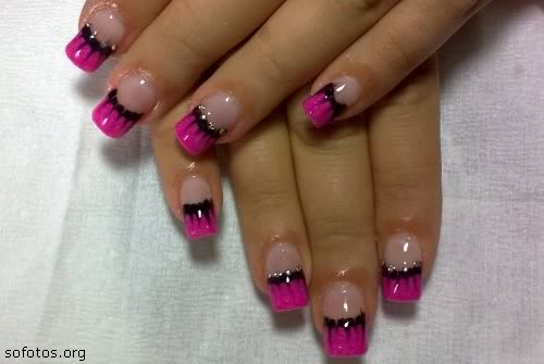unhas decoradas lilas