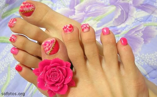 unhas dos pés decoradas