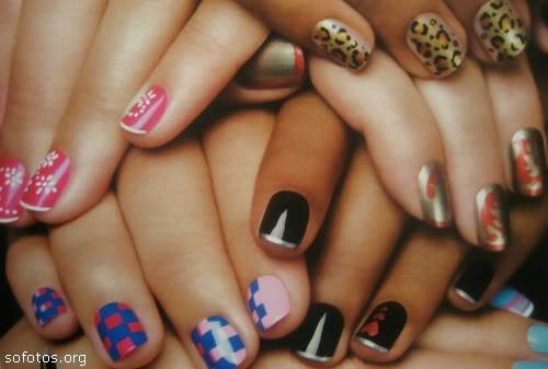 várias unhas decoradas